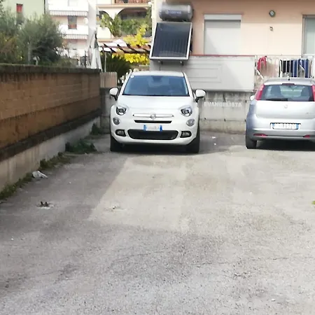 Maurizio A Mare Apartment Scerne
