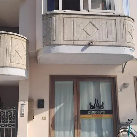 Apartment Maurizio A Mare *